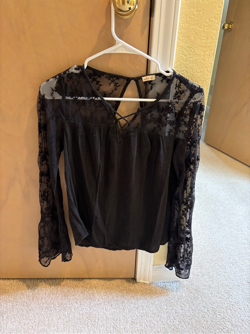 Hollister Black Lace Yoke Long Sleeve Blouse